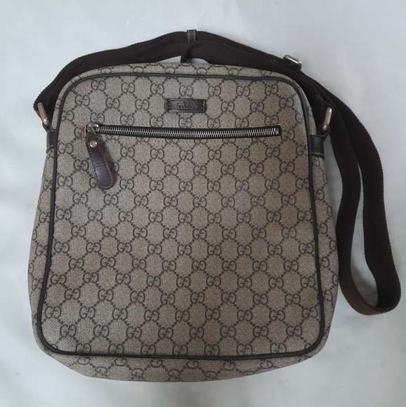 Authentic Gucci GG Supreme monogram canvas message Crossbody bag - Picture 3 of 16